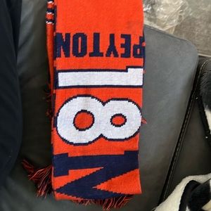 Peyton Manning #18 scarf